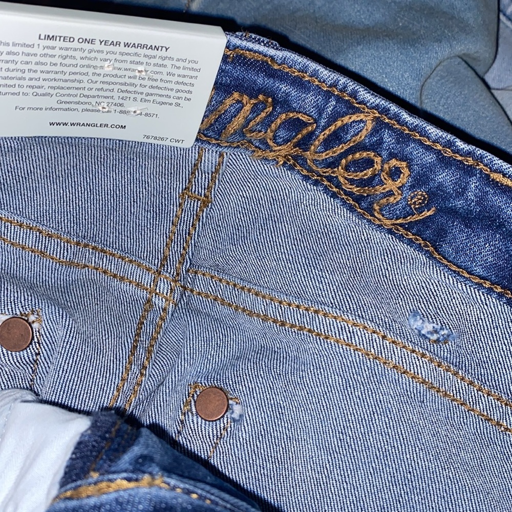 Wrangler Dark Blue High-Rise Flare Jeans - Picture 5 of 6